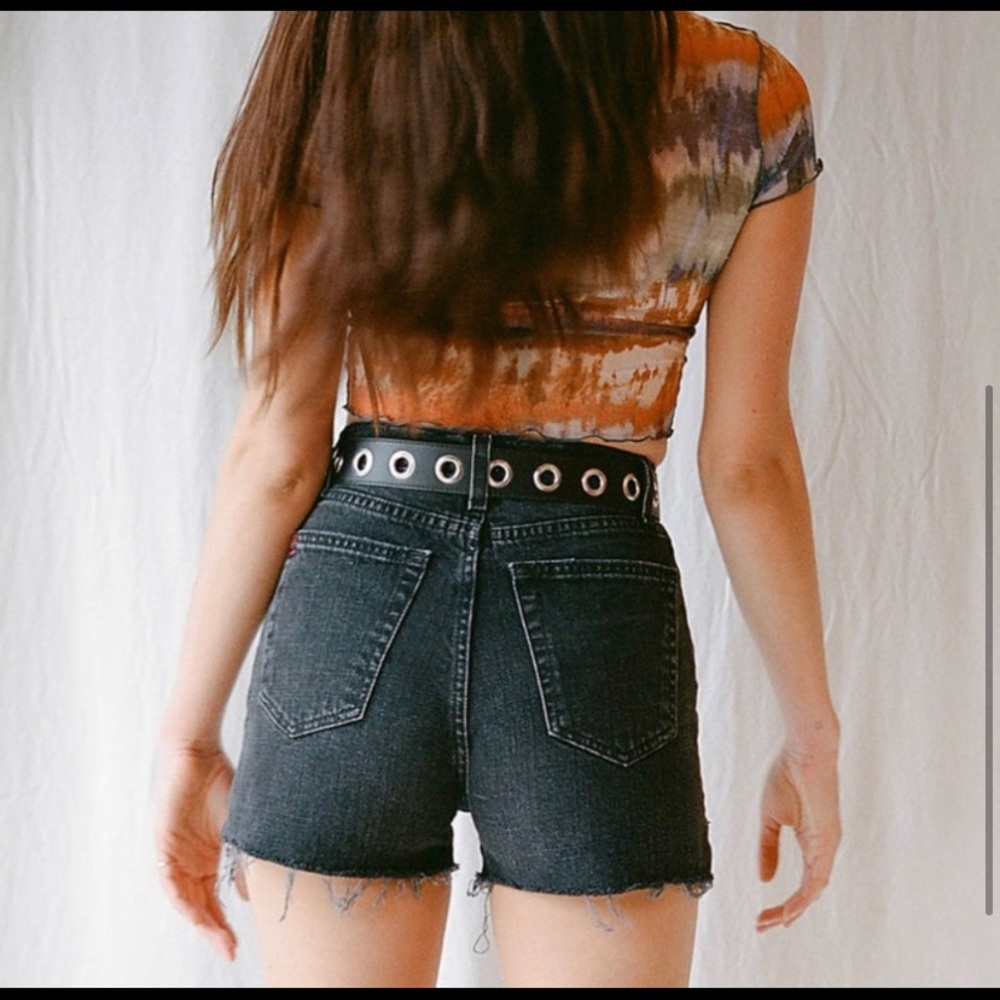 BDG High-Waist Girlfriend Short Style No. 55815575